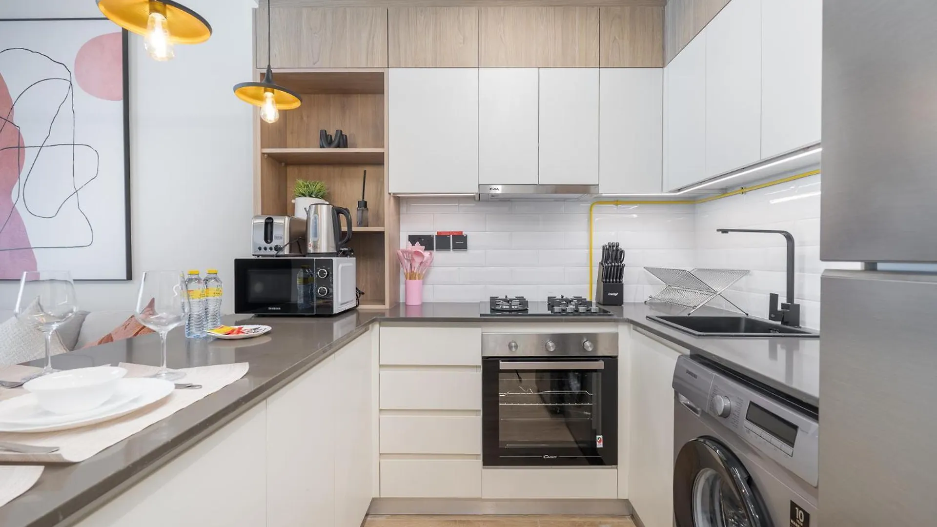 Peaceful Studio Flat That Sleeps 2 In Jumeirah Village Circle Dubai Apartment